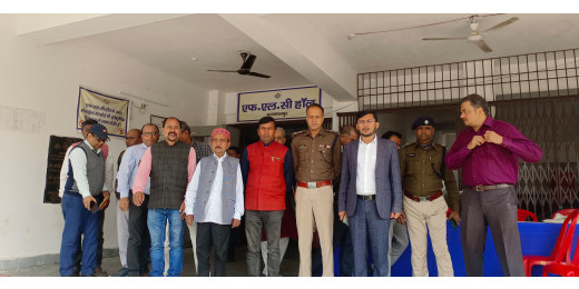 जिला प्रशासन ने ईवीएम वीवीपैट वेयरहाउस का किया निरीक्षण, स्थिति का लिया जायजा